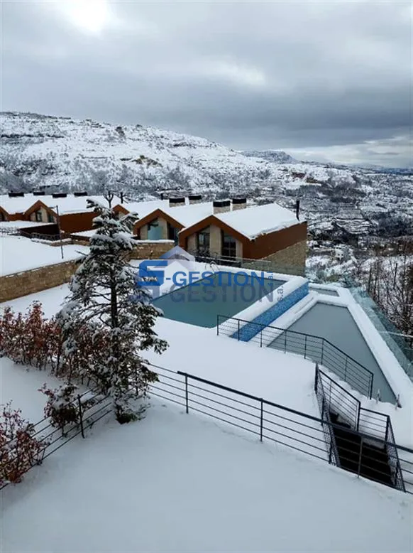Chalet for Sale in Faqra