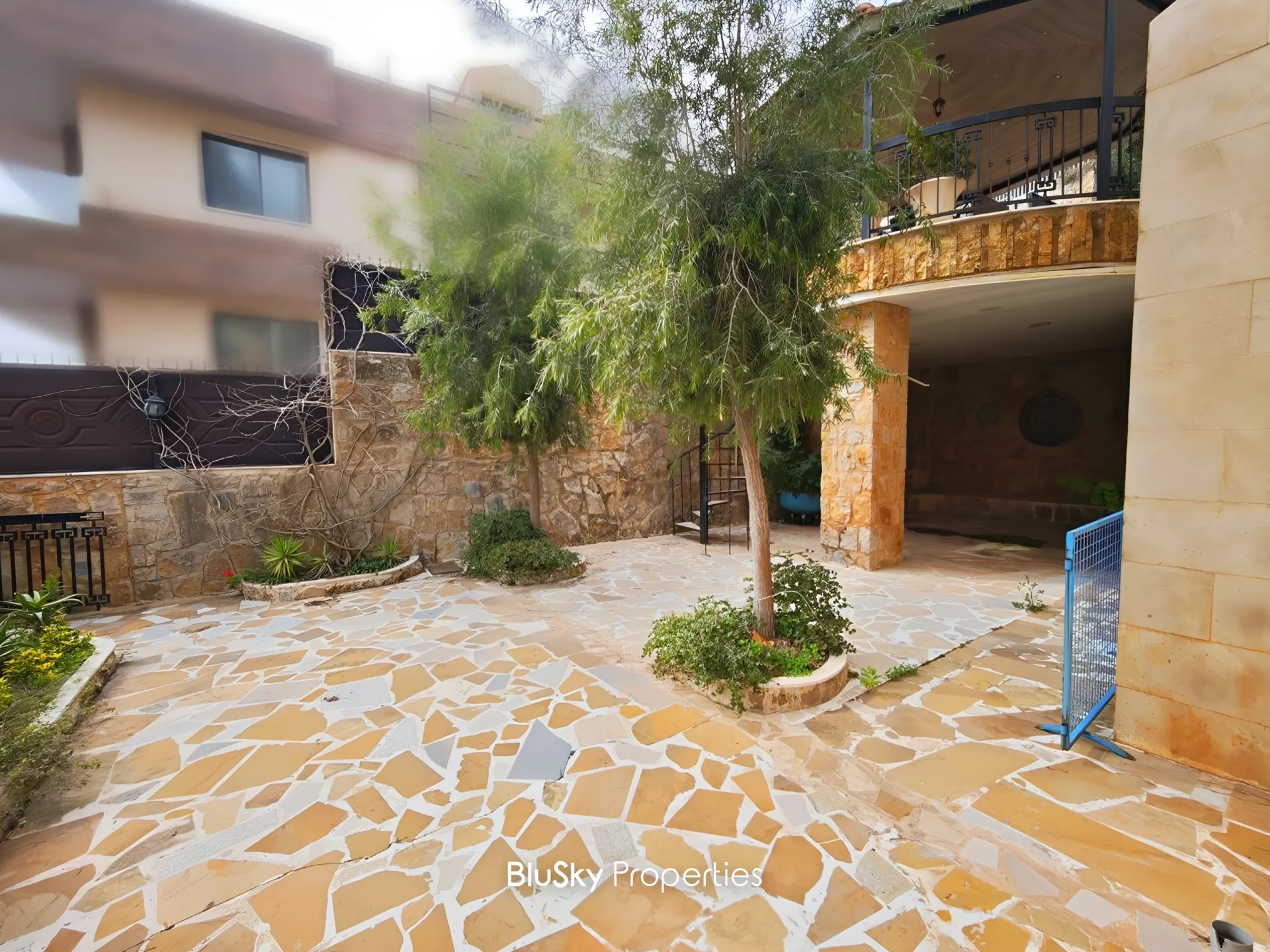 Apartment for rent in Baabdat, lebanon