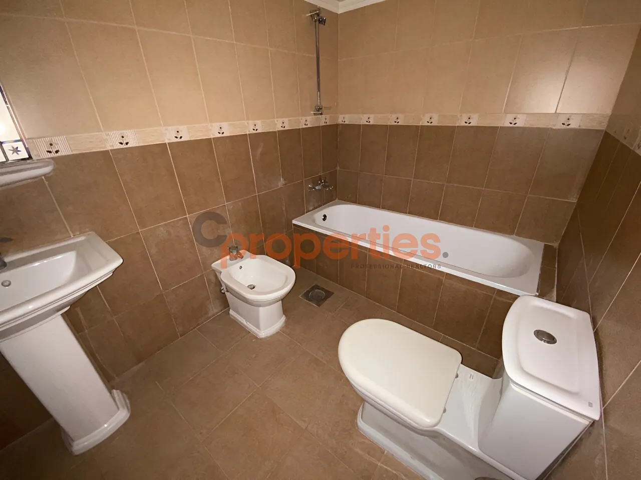 Apartment for Rent in Ain Najm