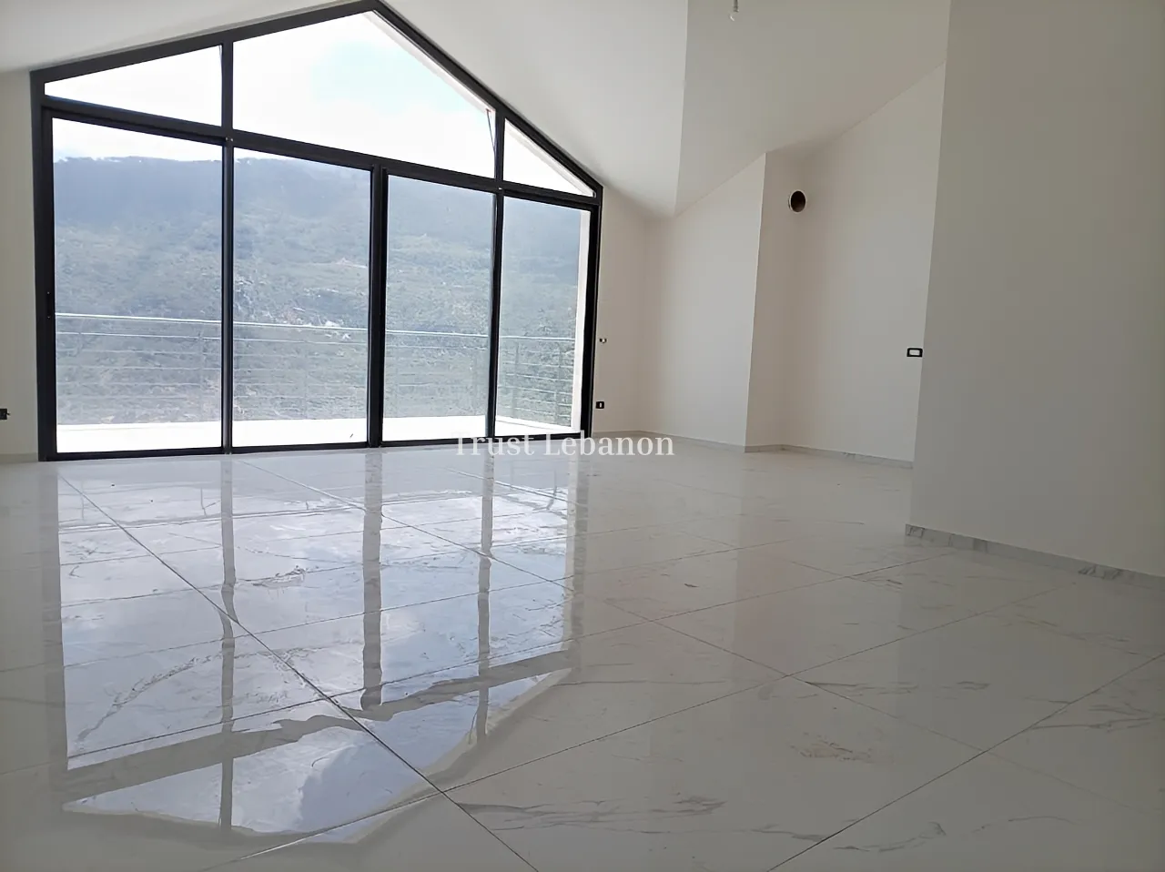 Apartment for sale in Baabdat & Sfaile, Lebanon - 2 bed, 2 bath