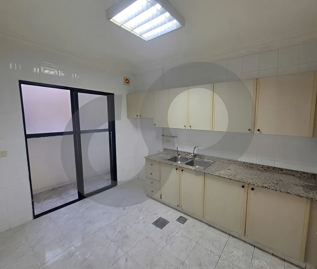 Apartment for Rent in Sakiet El Janzeer
