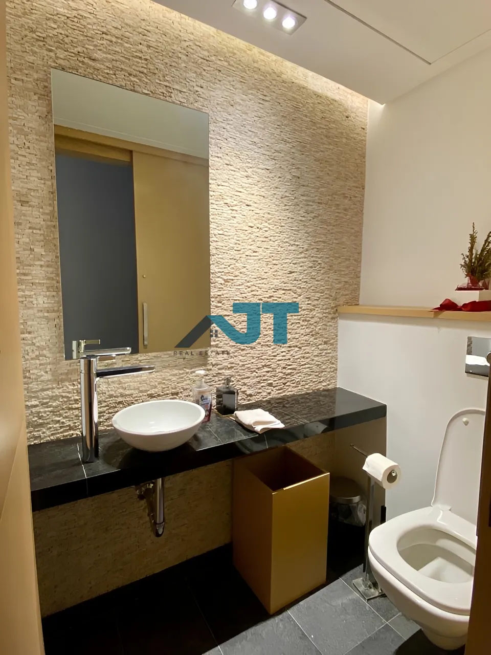 Apartment for rent in Achrafieh