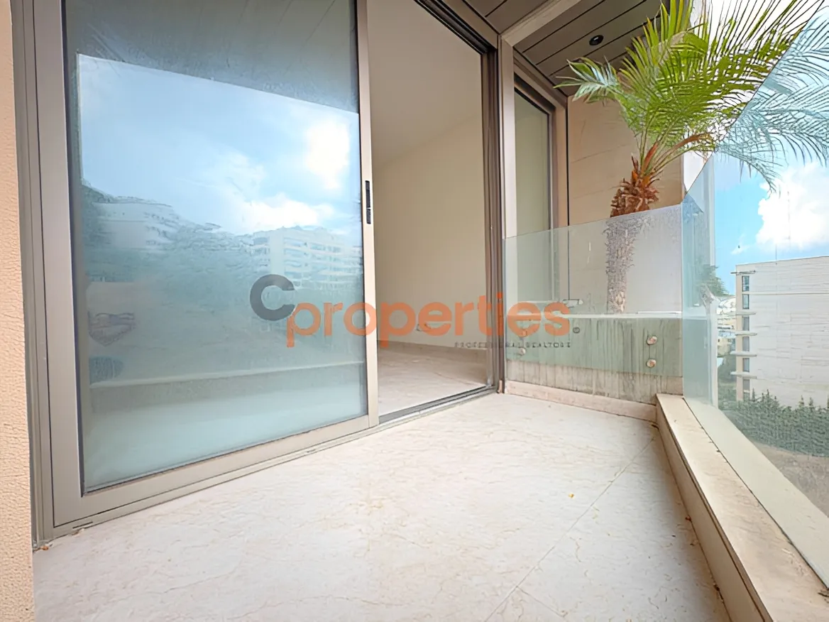 Apartment for Sale in Louaizeh - 3 bed, 5 bath