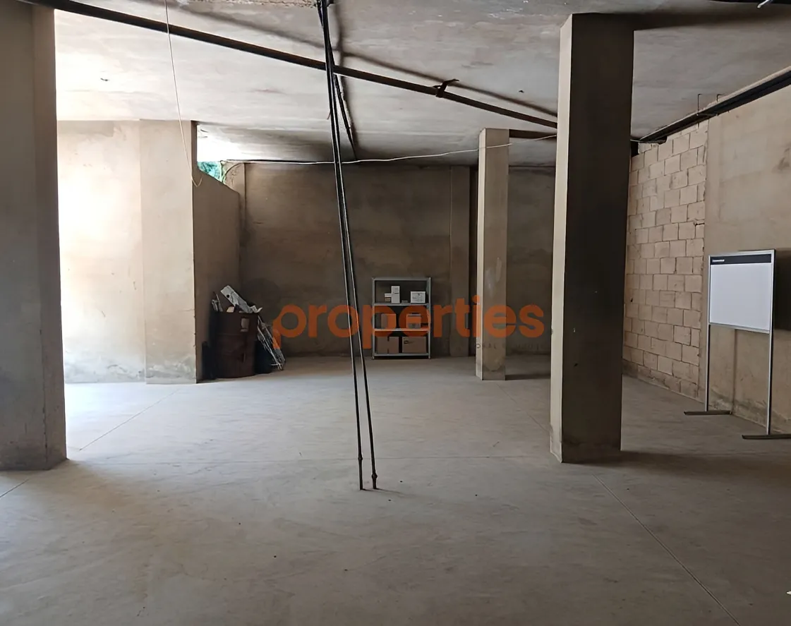 Warehouse for Sale in Ajaltoun