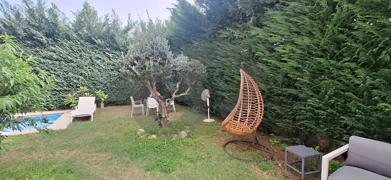 Villa for Sale in Rmayleh