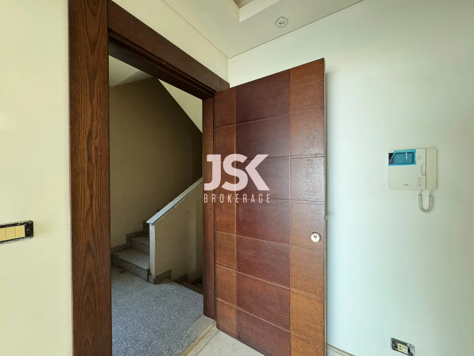 Apartment for Sale in Mansourieh