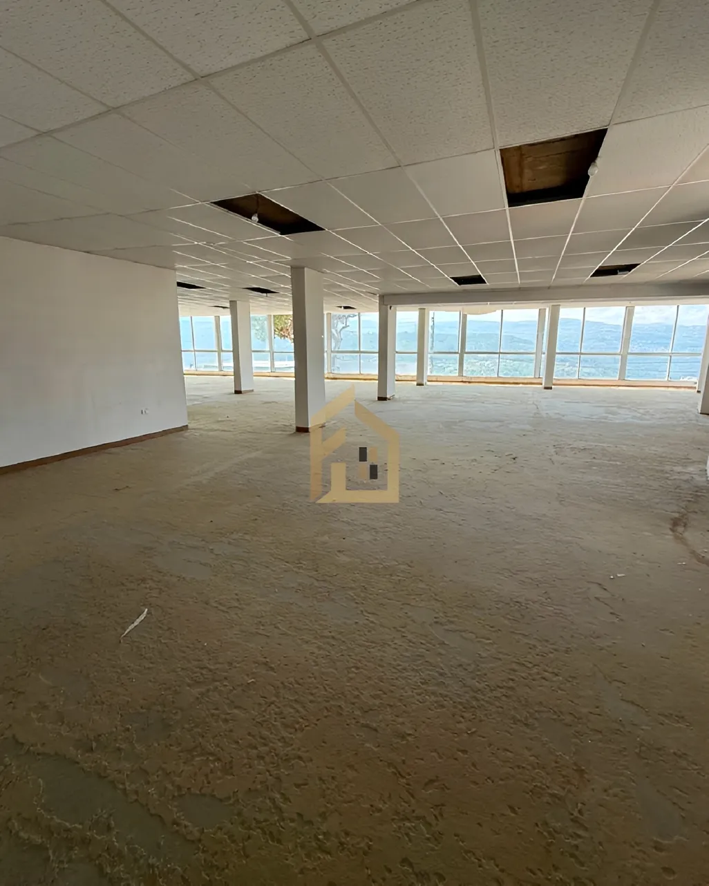 Showroom for rent in Broummana, Lebanon