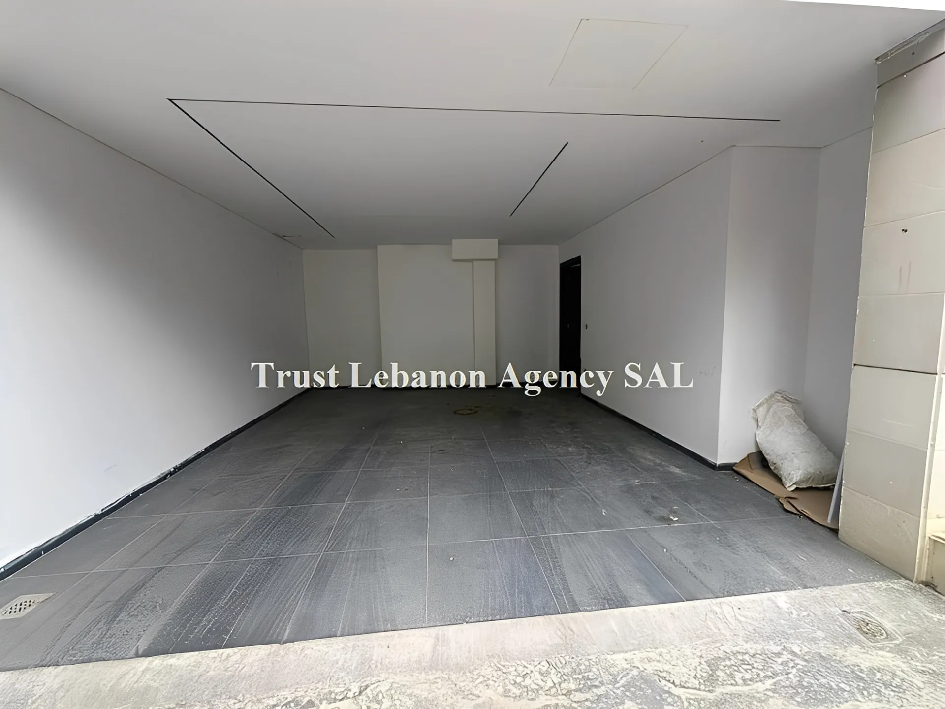 Apartment for Sale in Metn Beit Mery Lebanon - 3 bed, 4 bath