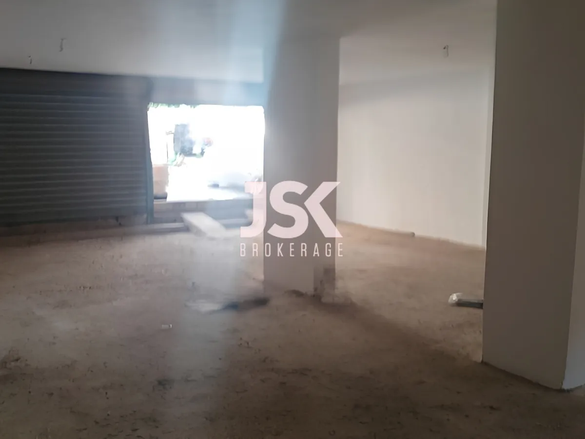 Showrrom for Sale in Naqqache, Lebanon