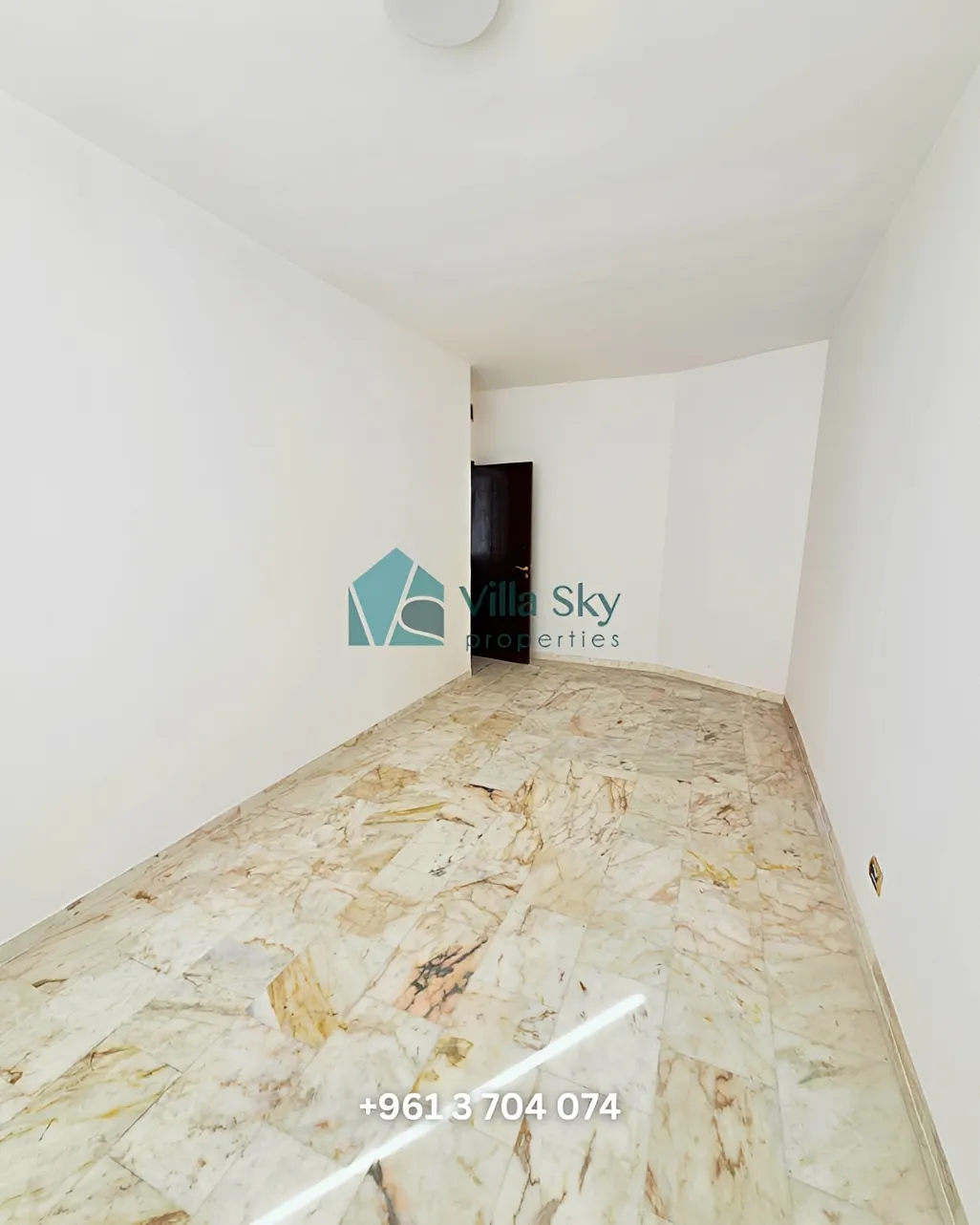 Office for sale in Adliyeh