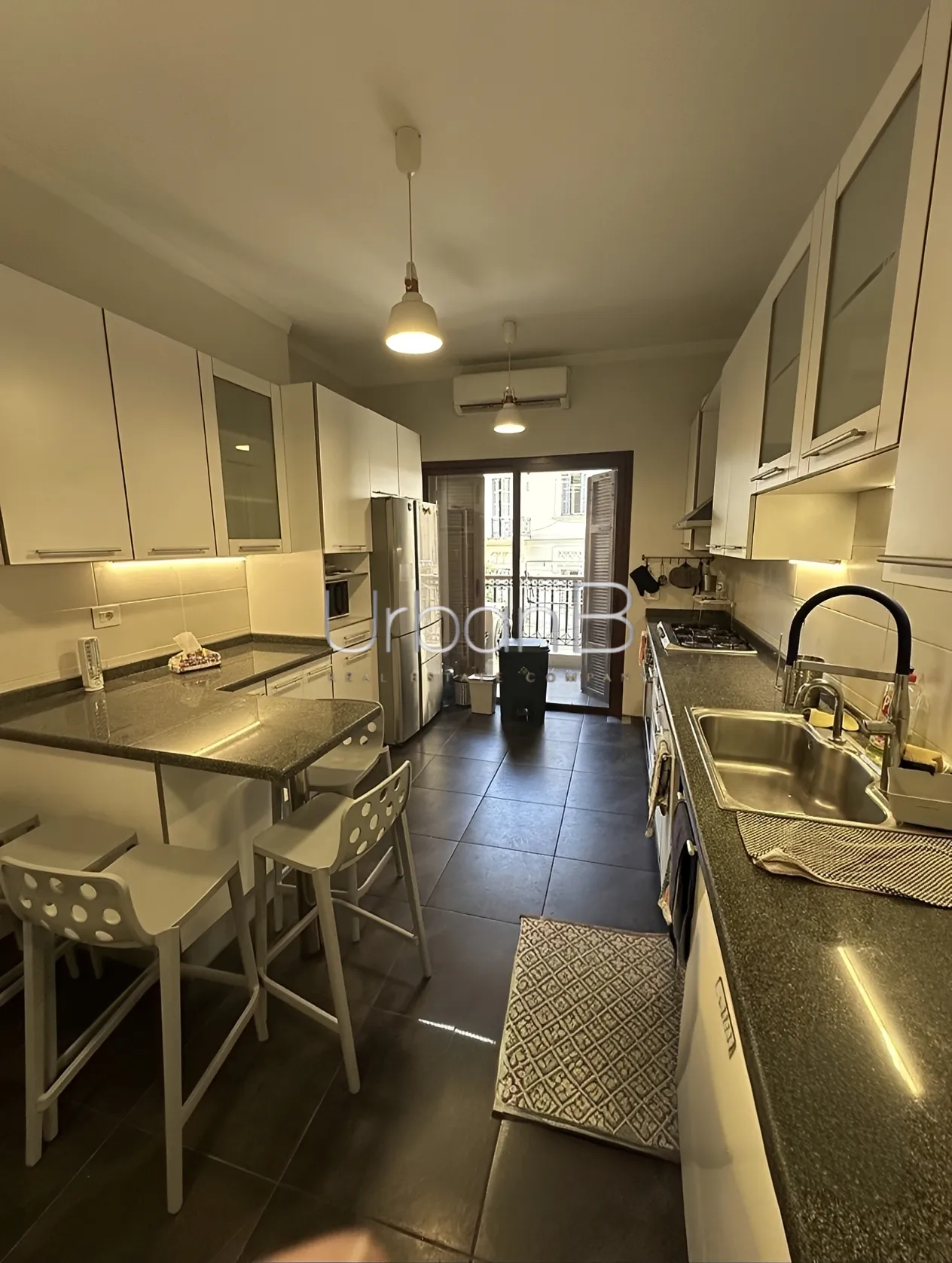 Apartment for rent in Sursock, beirut, lebanon
