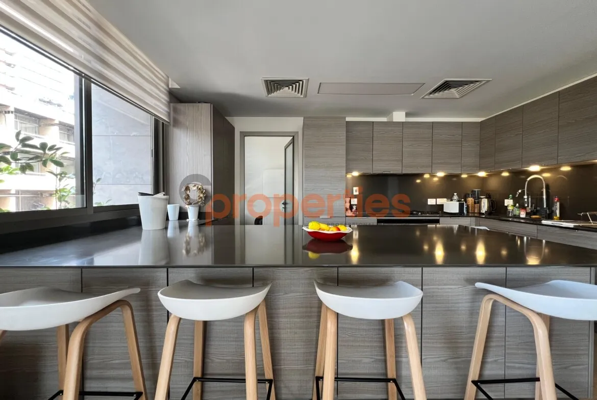 Apartment for Rent in Hamra - 4 bath