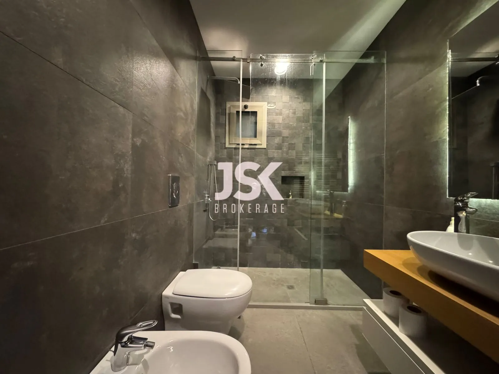 Apartment for Rent in Mansourieh