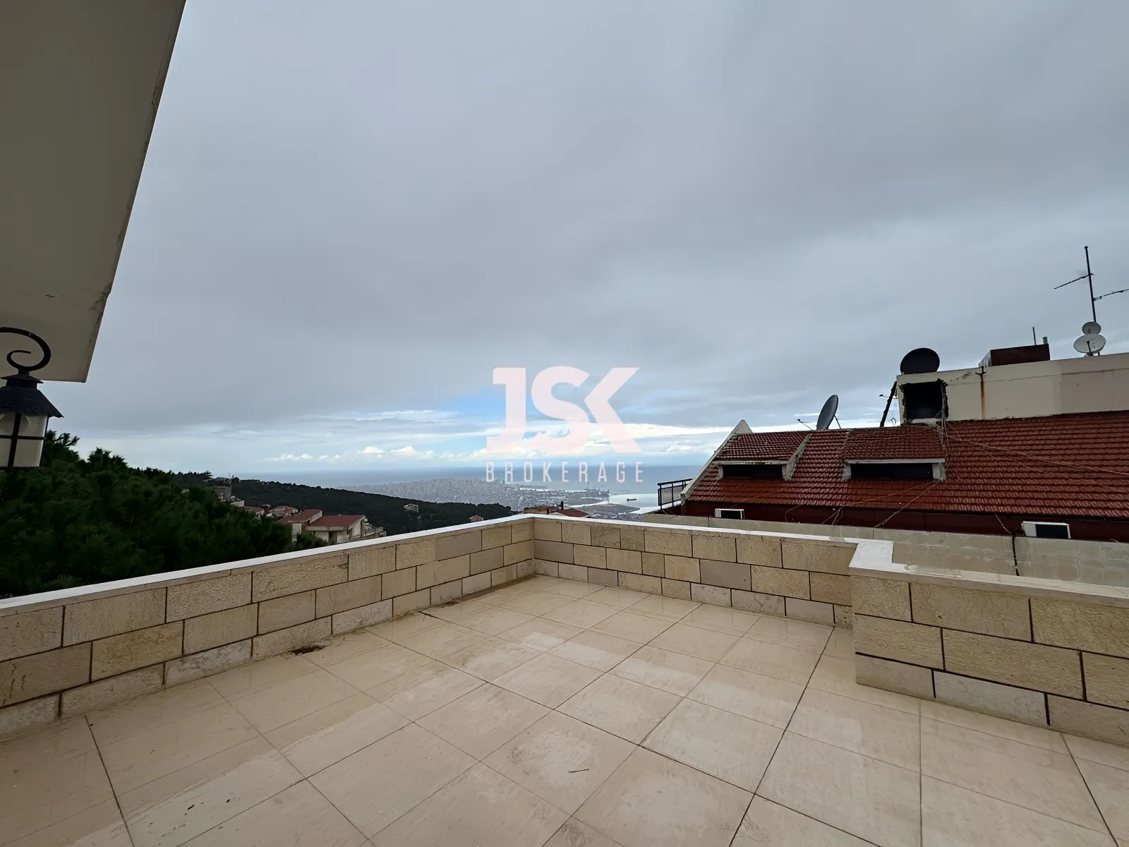 Duplex for Sale in Roumieh