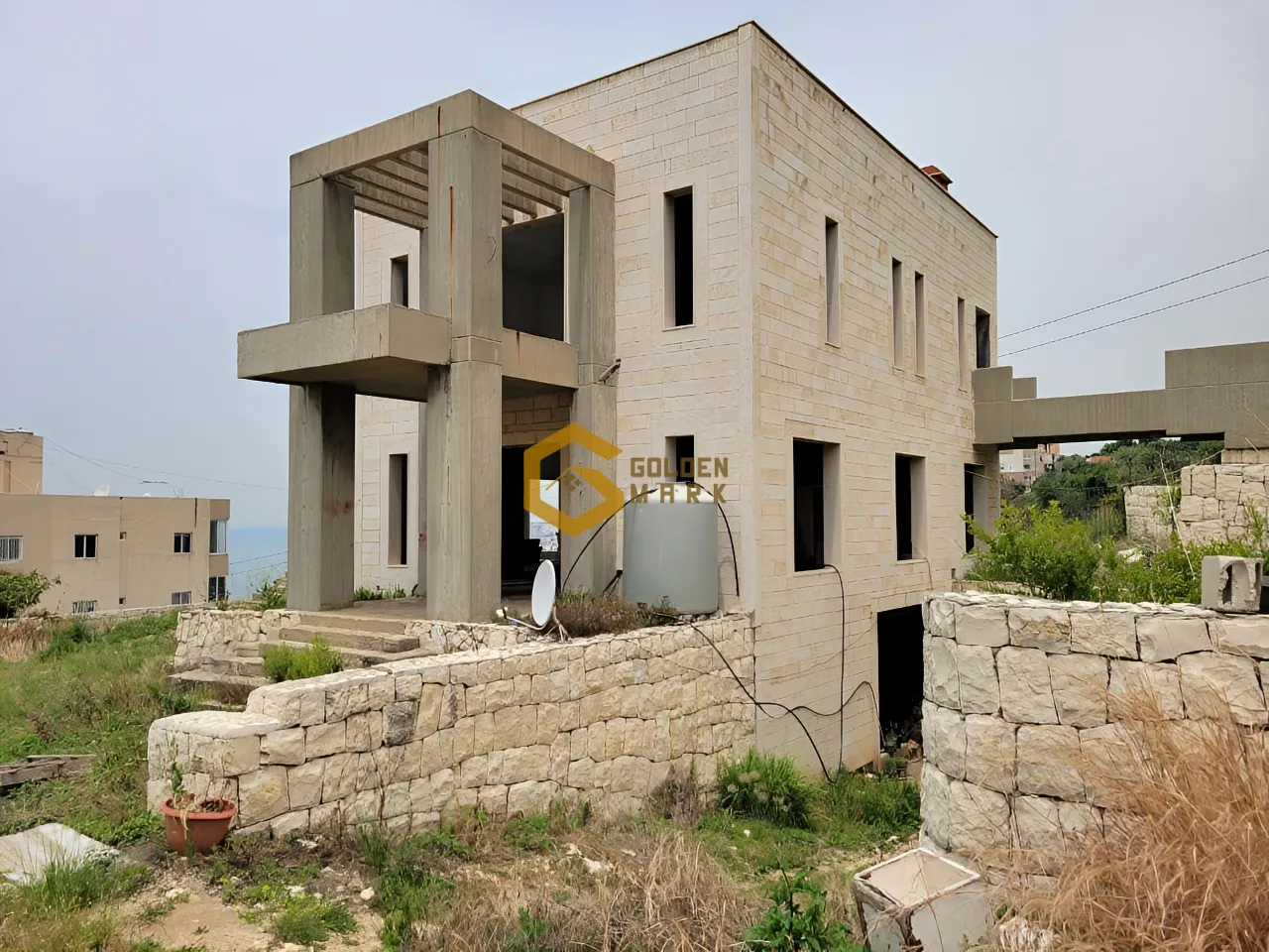 Villa for Sale in Halat - 3 bed, 5 bath
