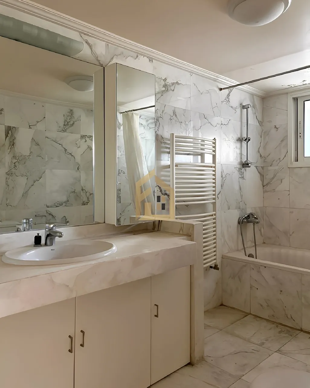 Apartment for Rent in Monteverde Main Street، Lebanon