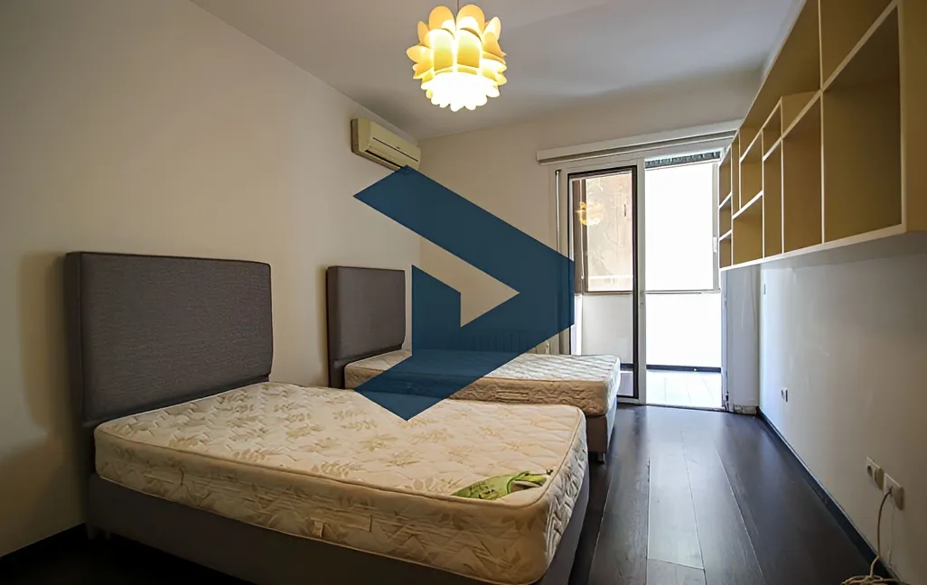 Apartment for rent in Ain Al Mraiseh, Beirut, Lebanon