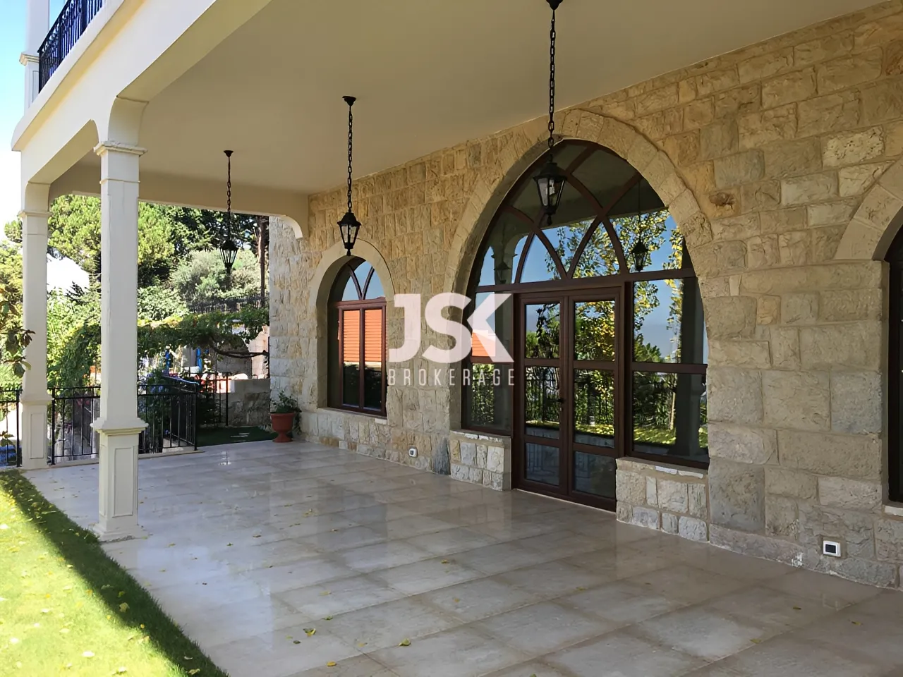 Villa for Sale in Bmekkine