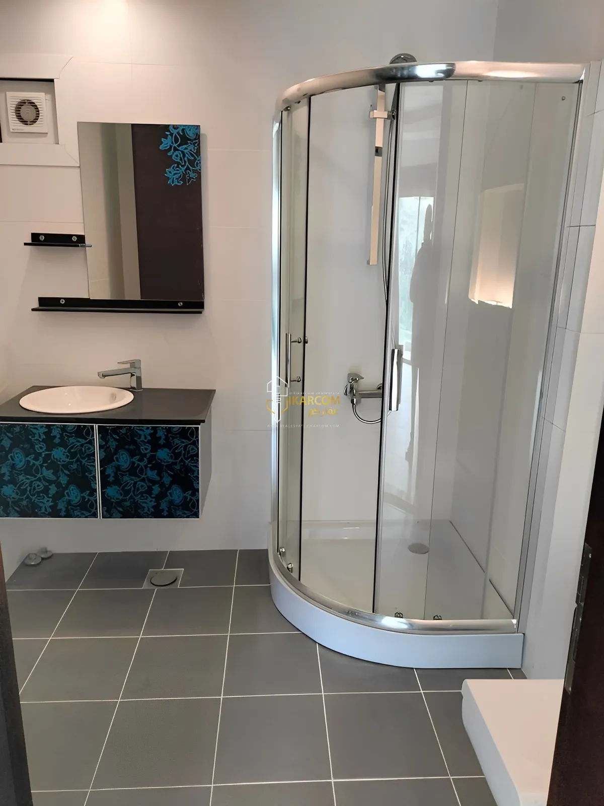 Apartment for Sale in Sahel Alma - 3 bed, 5 bath