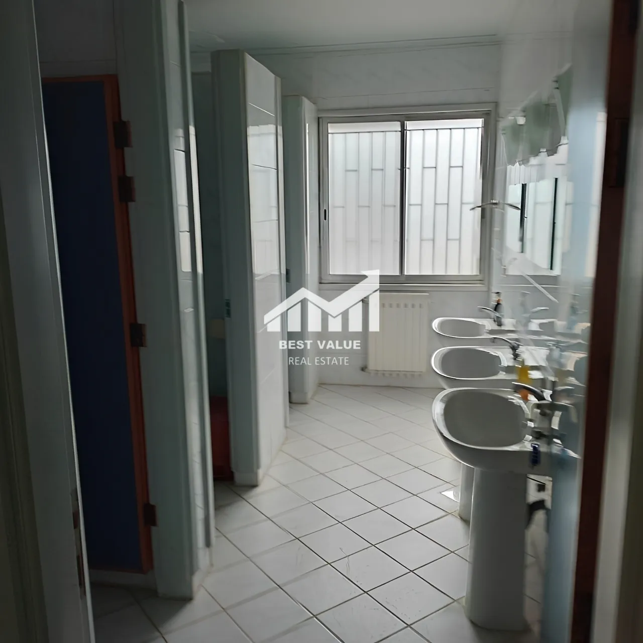 Commercial Building for rent in Sehayleh