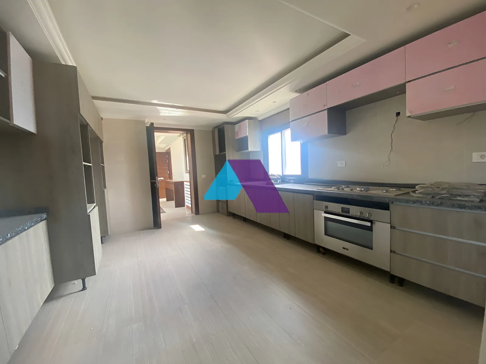 Apartment for Sale in Syoufi - 4 bed, 4 bath