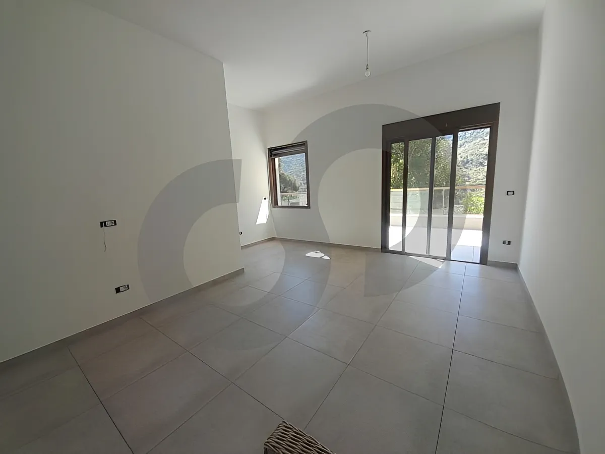 Apartment for Sale in Baabdat, Lebanon - 2 bed, 2 bath