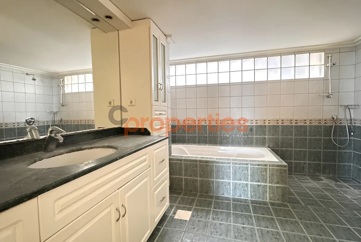 Apartment for Rent in Aaoukar