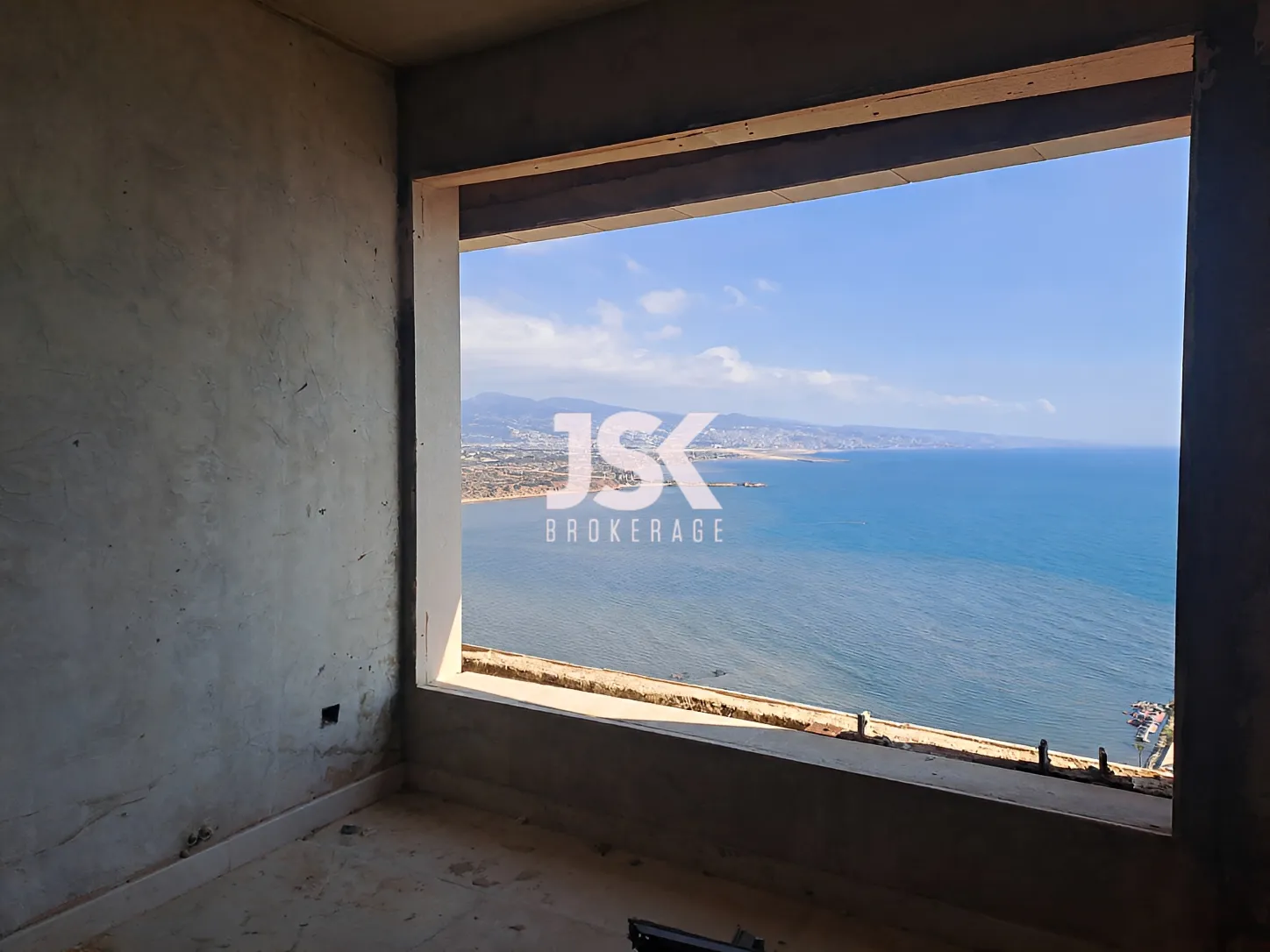 Apartment for Sale in Raoucheh