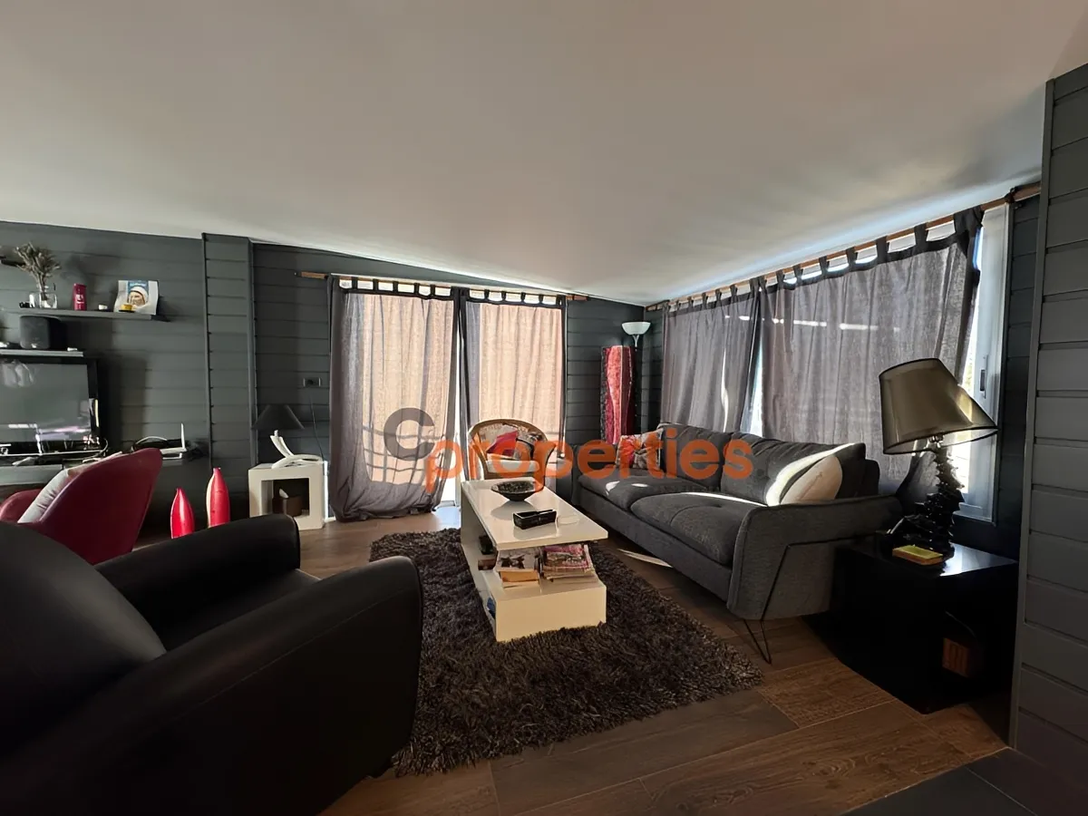 Chalet for Sale in Faraiya