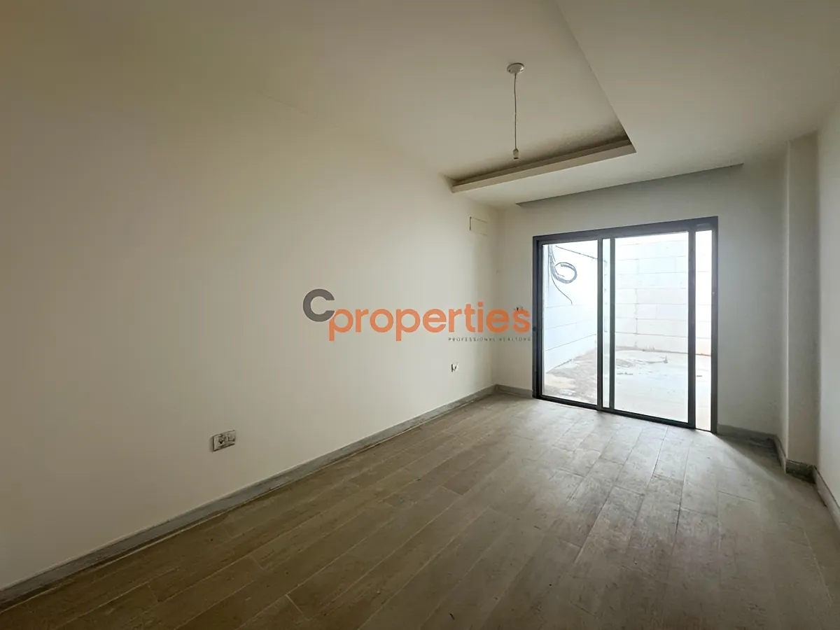 Apartment for Sale in Ain Saadeh
