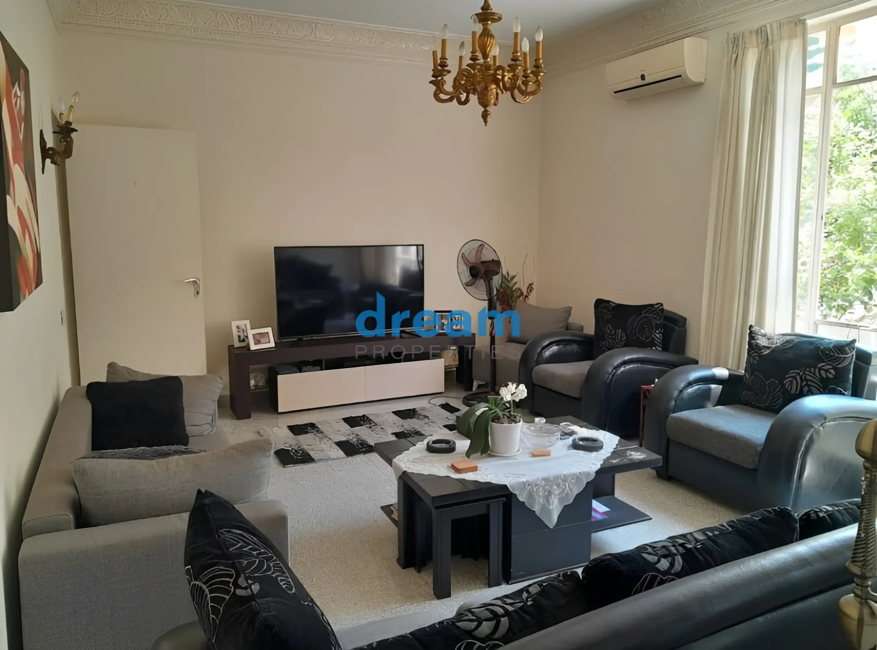 Apartment for sale in Geitaoui, Achrafieh