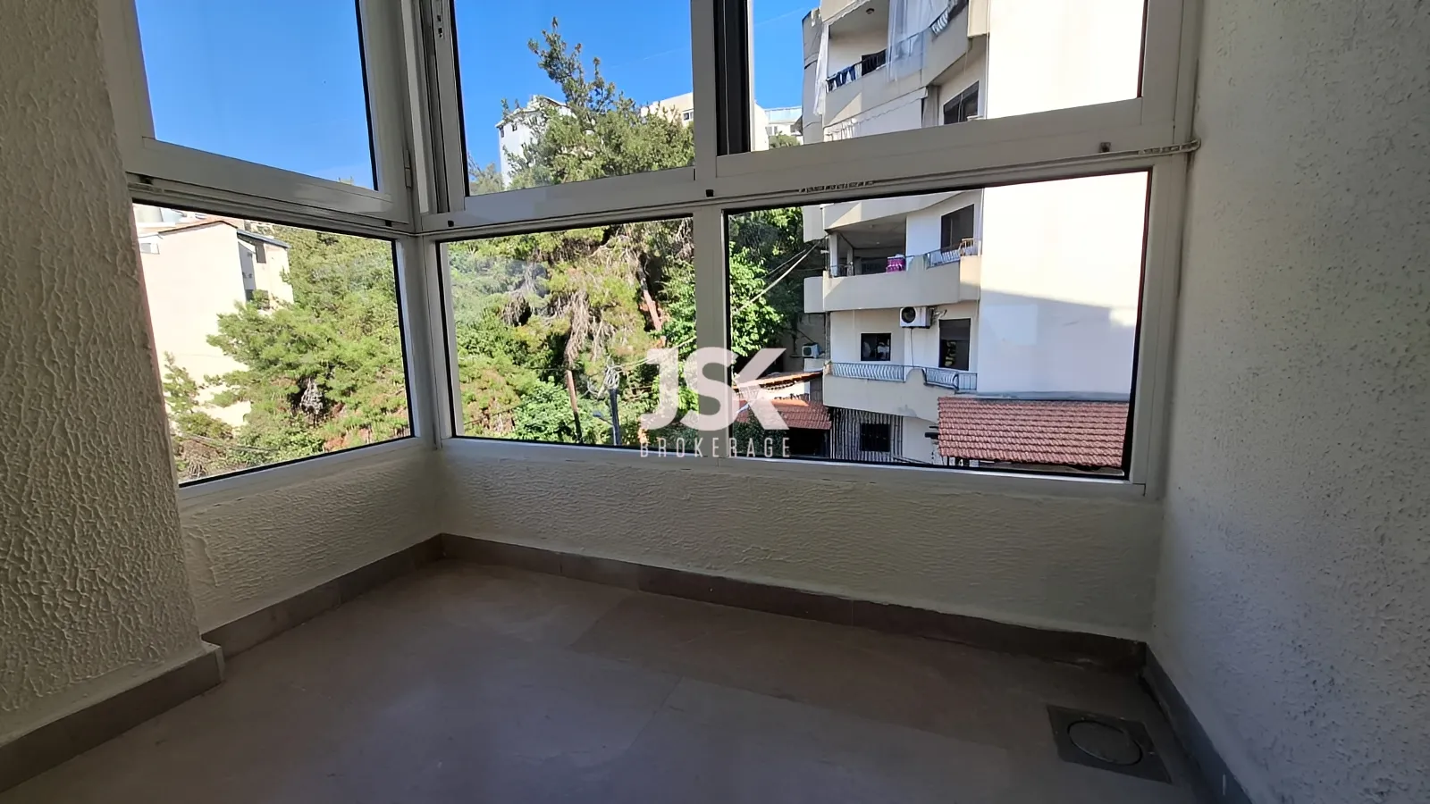 Apartment for Sale in Bsalim