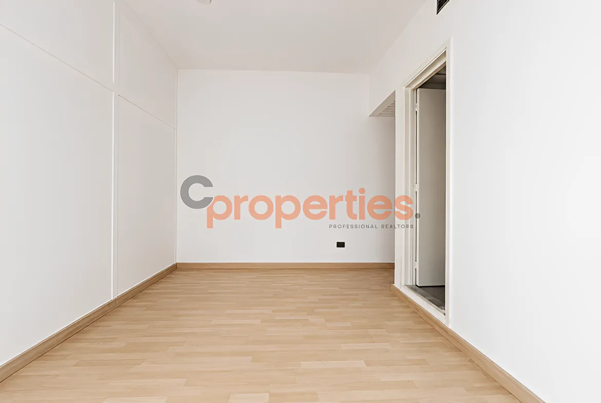Office for Rent in Hamra