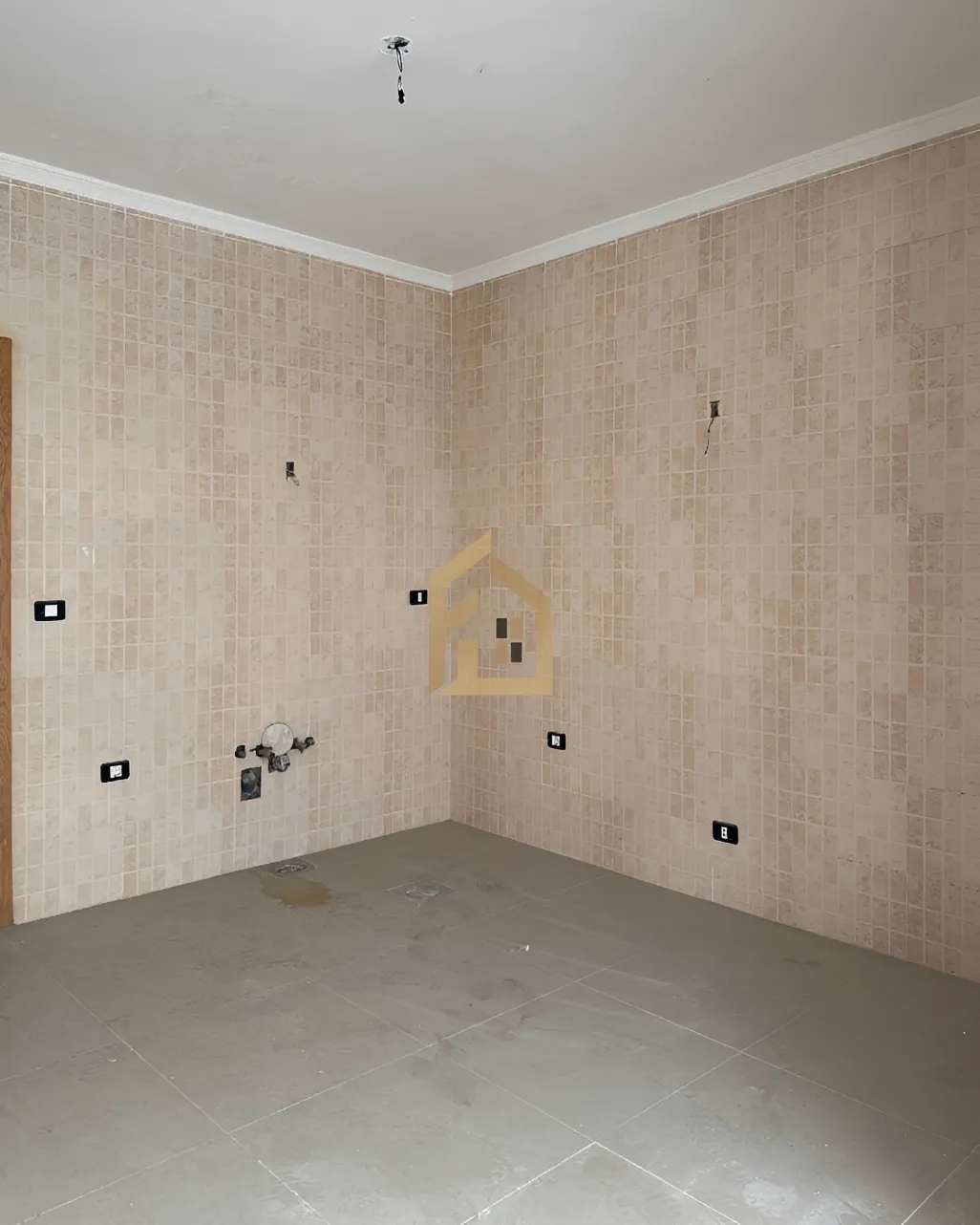 Duplex for sale in Dbayeh, Lebanon - 4 bed, 4 bath