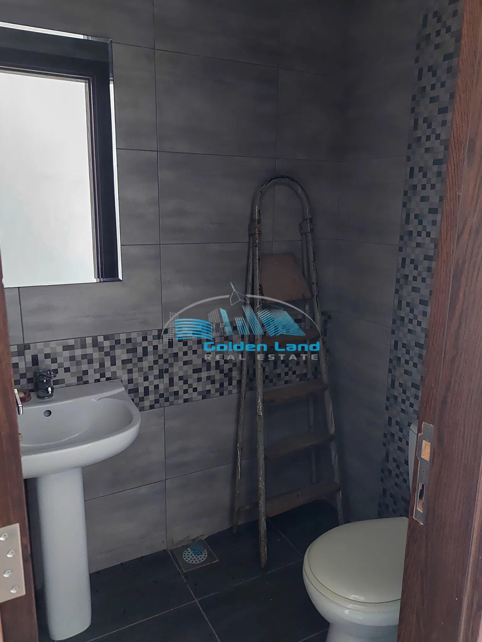 Apartment for Sale in Zikrit