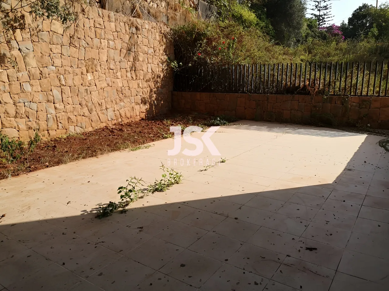 Apartment for Sale in Naqqache - 4 bed, 4 bath