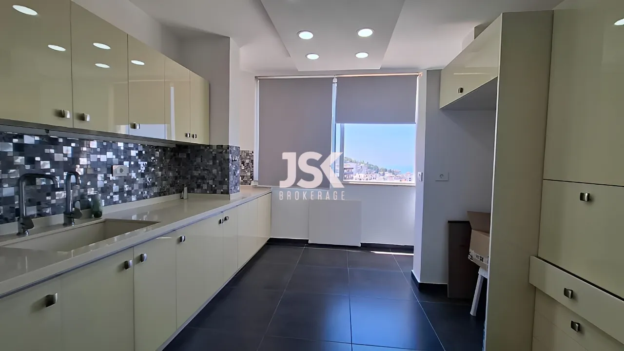 Duplex for Sale in Blat