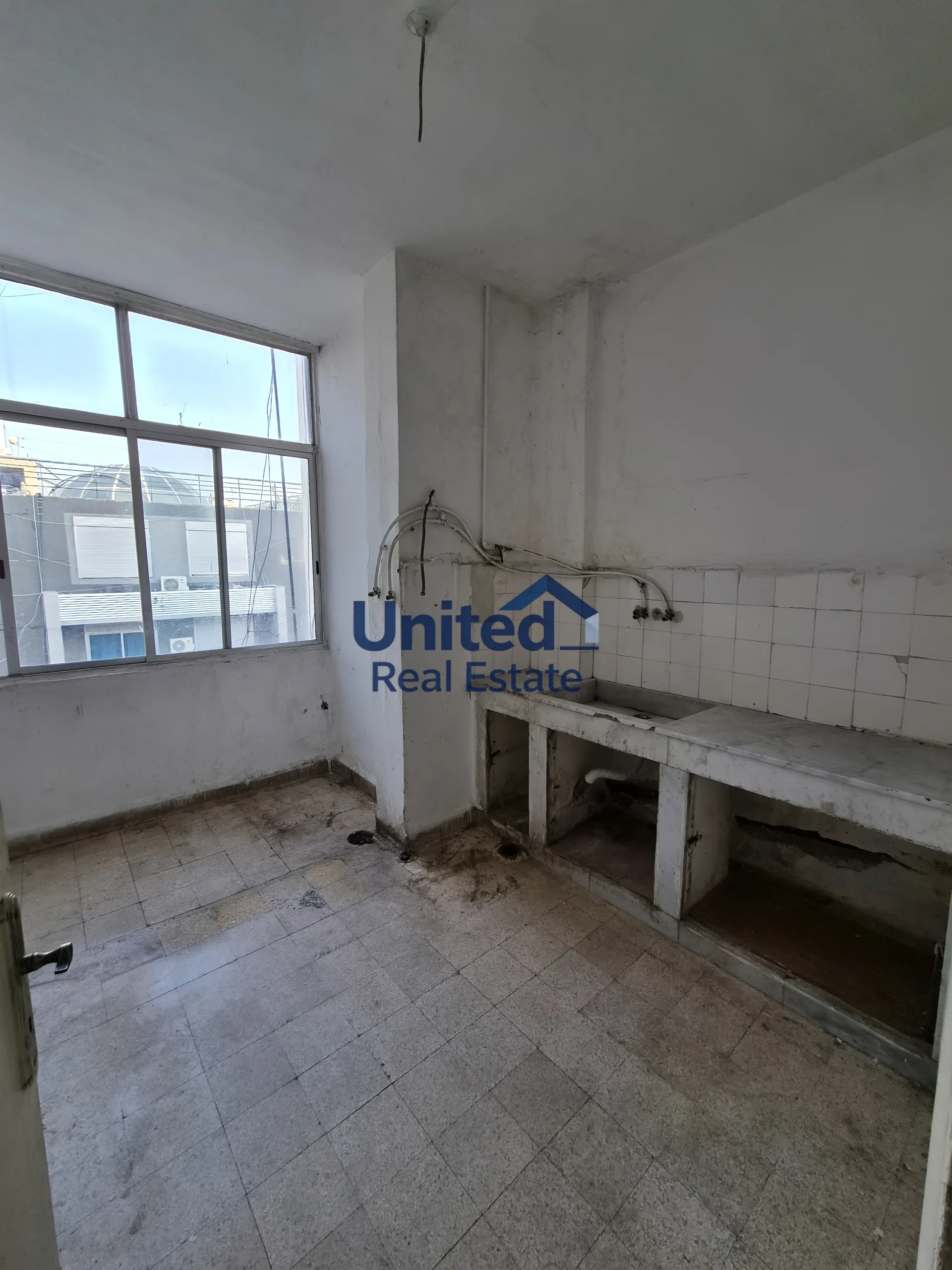 Apartment for sale in Forn El Chebbak