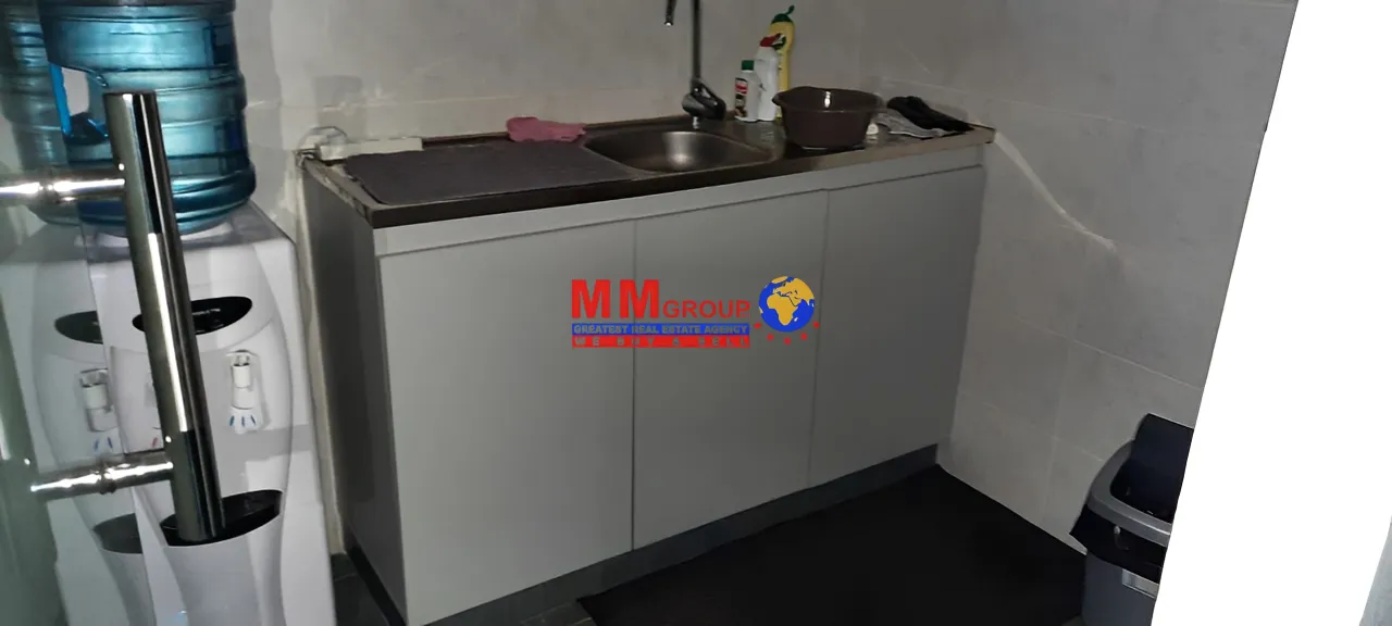 Office for rent in Bsalim
