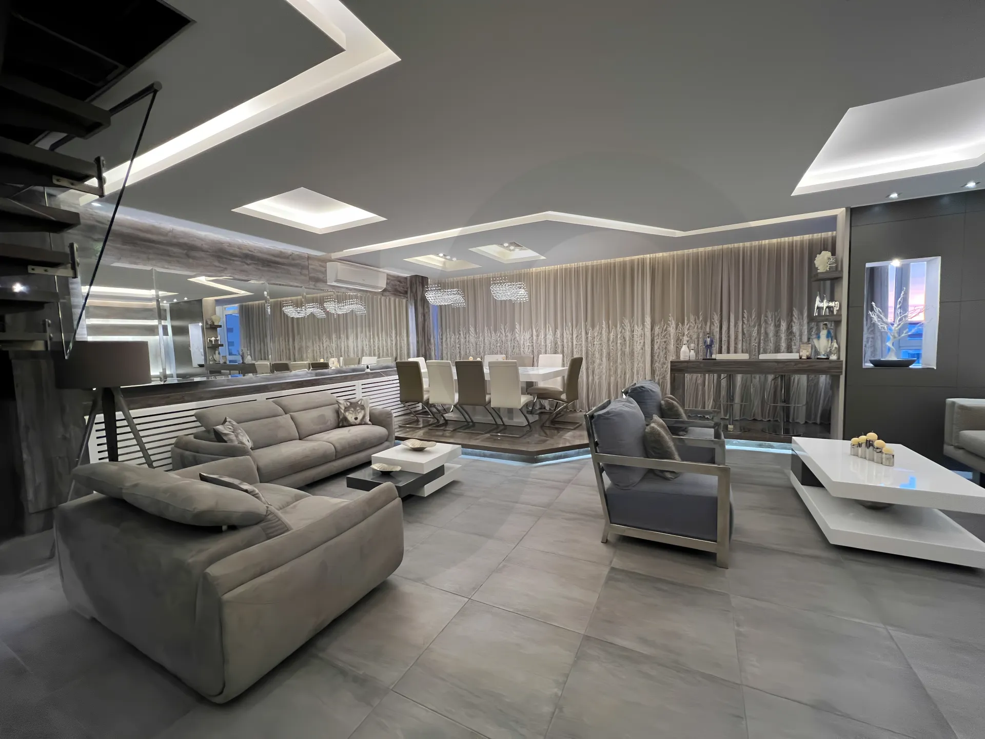 Apartment for Sale in Ballouneh