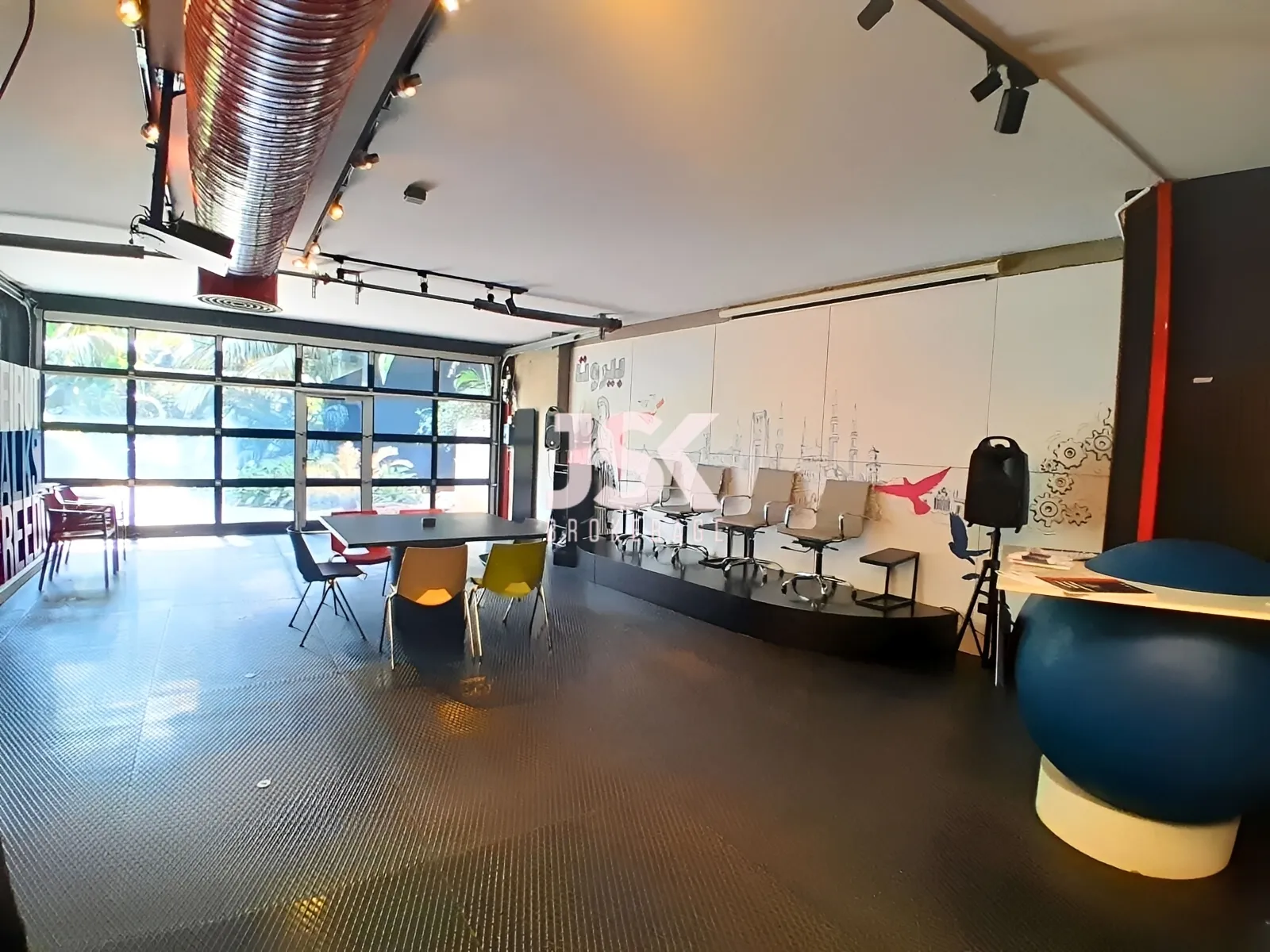 Office for Rent in Achrafieh