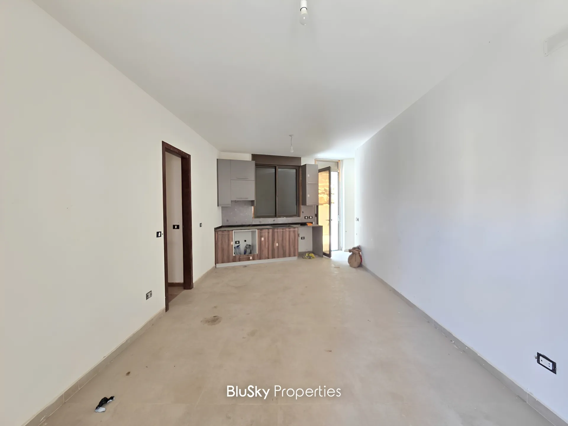 Apartment for sale in Mansourieh - 2 bed, 2.0 bath