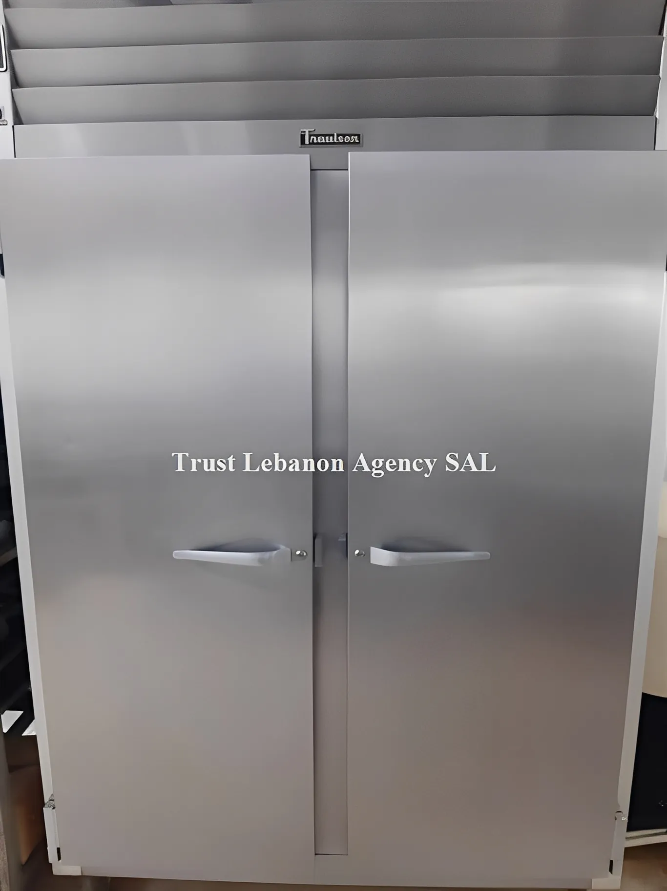 Shop for sale in Baabda, Hadath