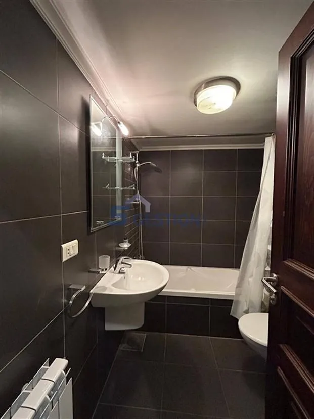 Office for rent in Dbayeh