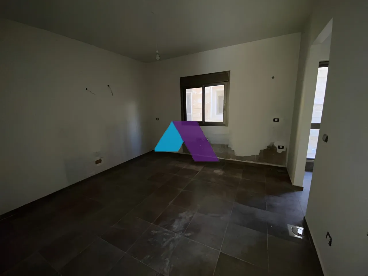 Apartment for Sale in Ballouneh