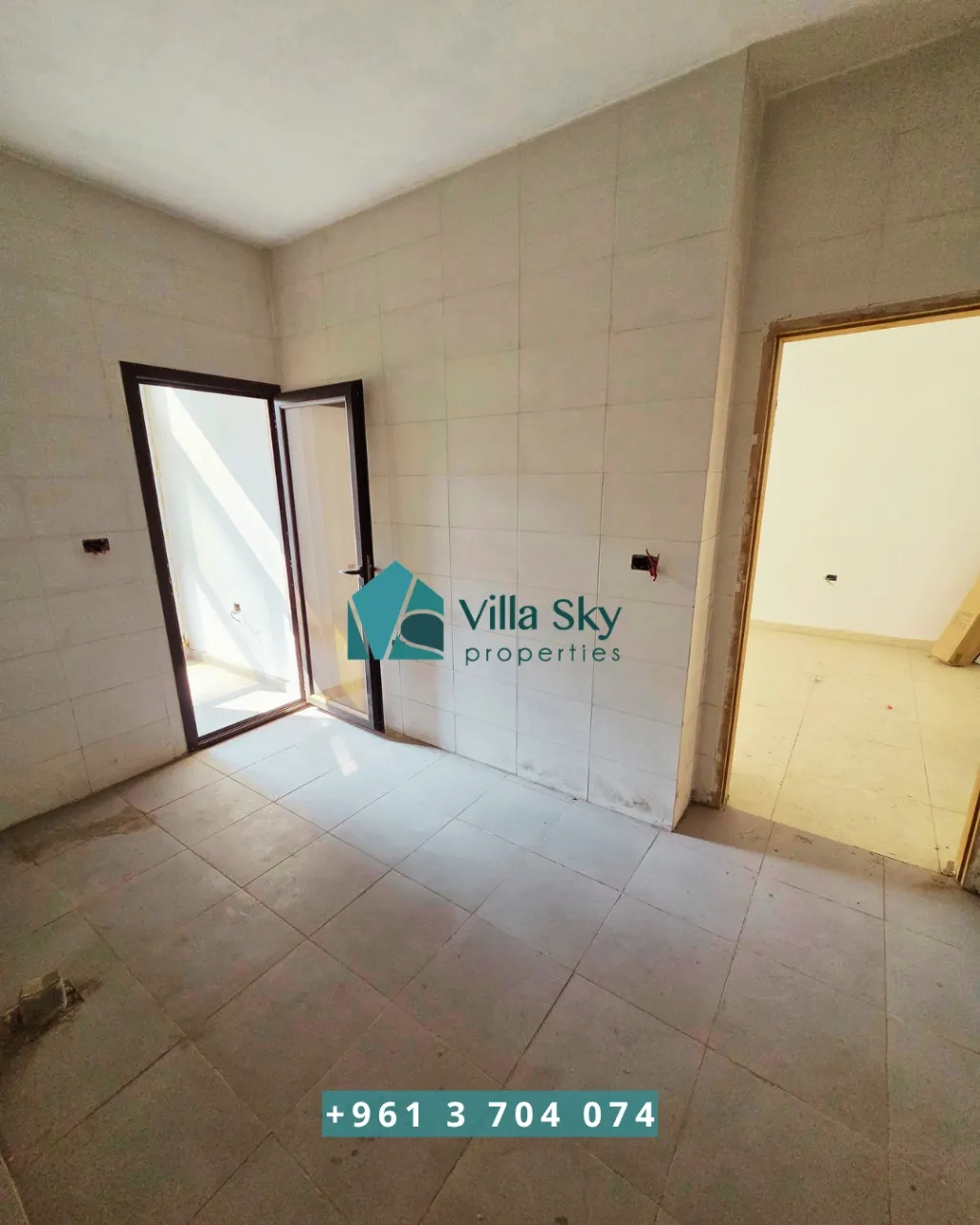 Apartment for sale in Ain El Remmaneh, Lebanon - 3 bed, 2 bath