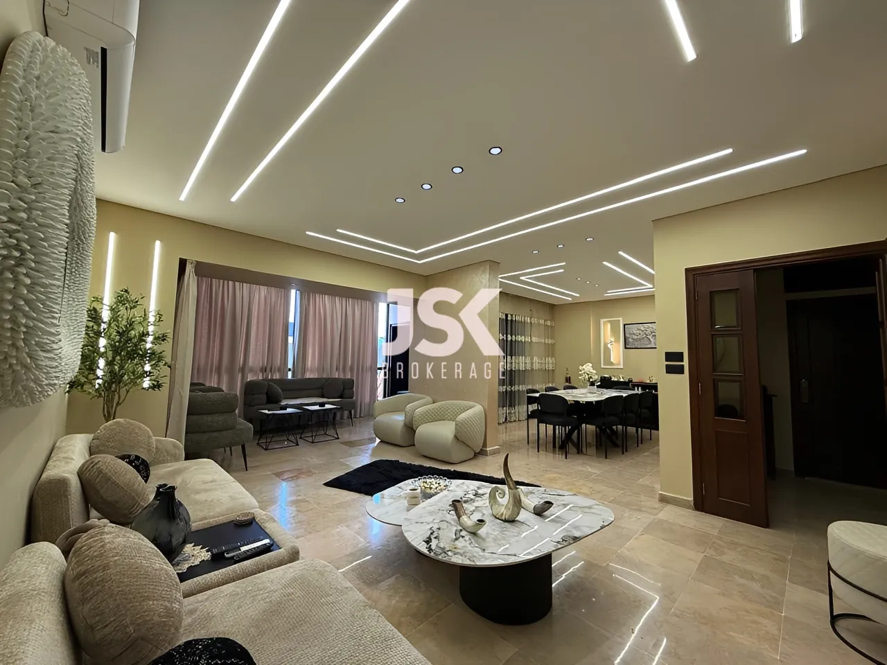 Apartment for Sale in Mazraa