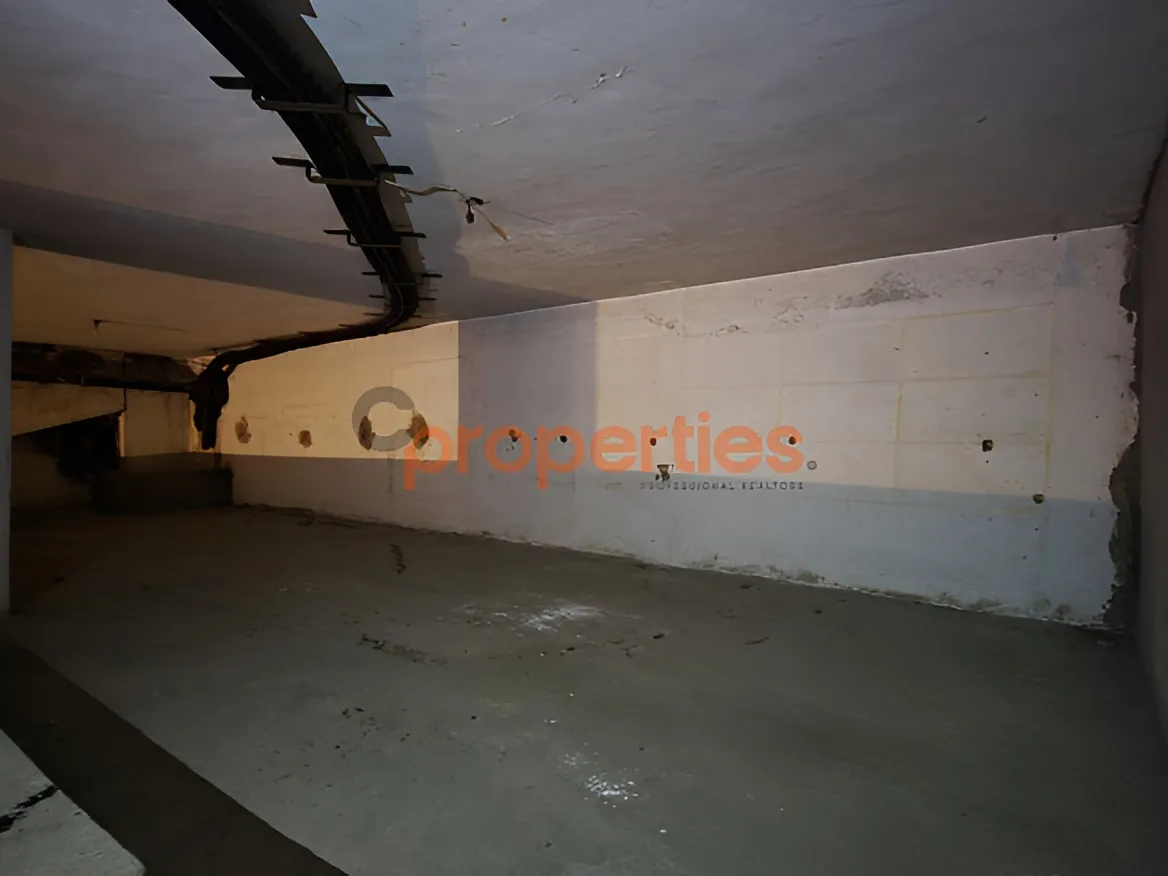Shop for Sale in Forn El Chebbak