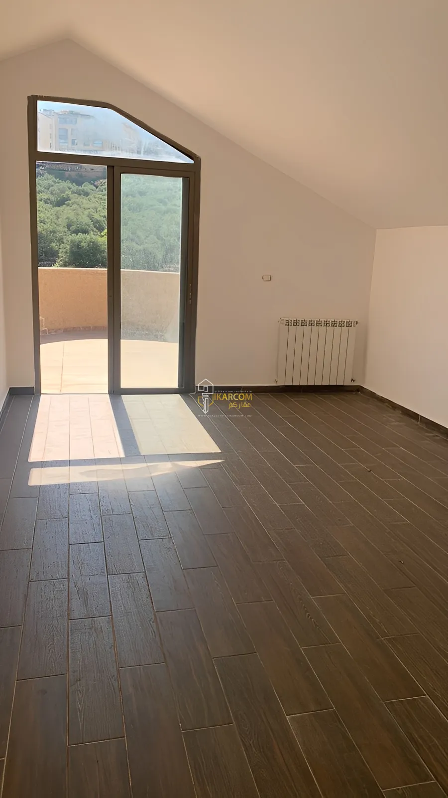 Duplex for Sale in Mansourieh - 4 bed, 5 bath