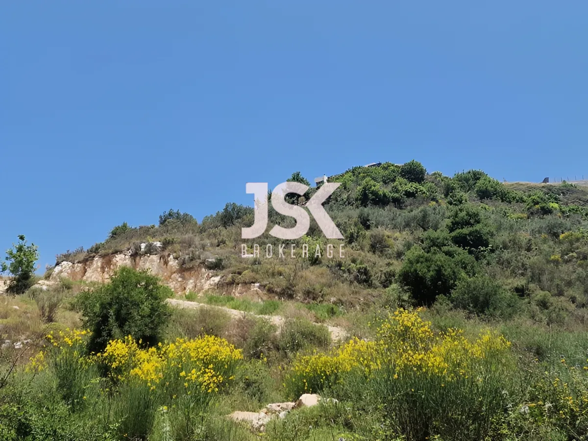 Land for Sale in Bijdarfel, Lebanon